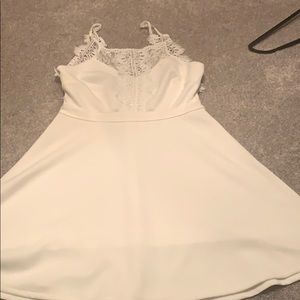Dress with lace detail